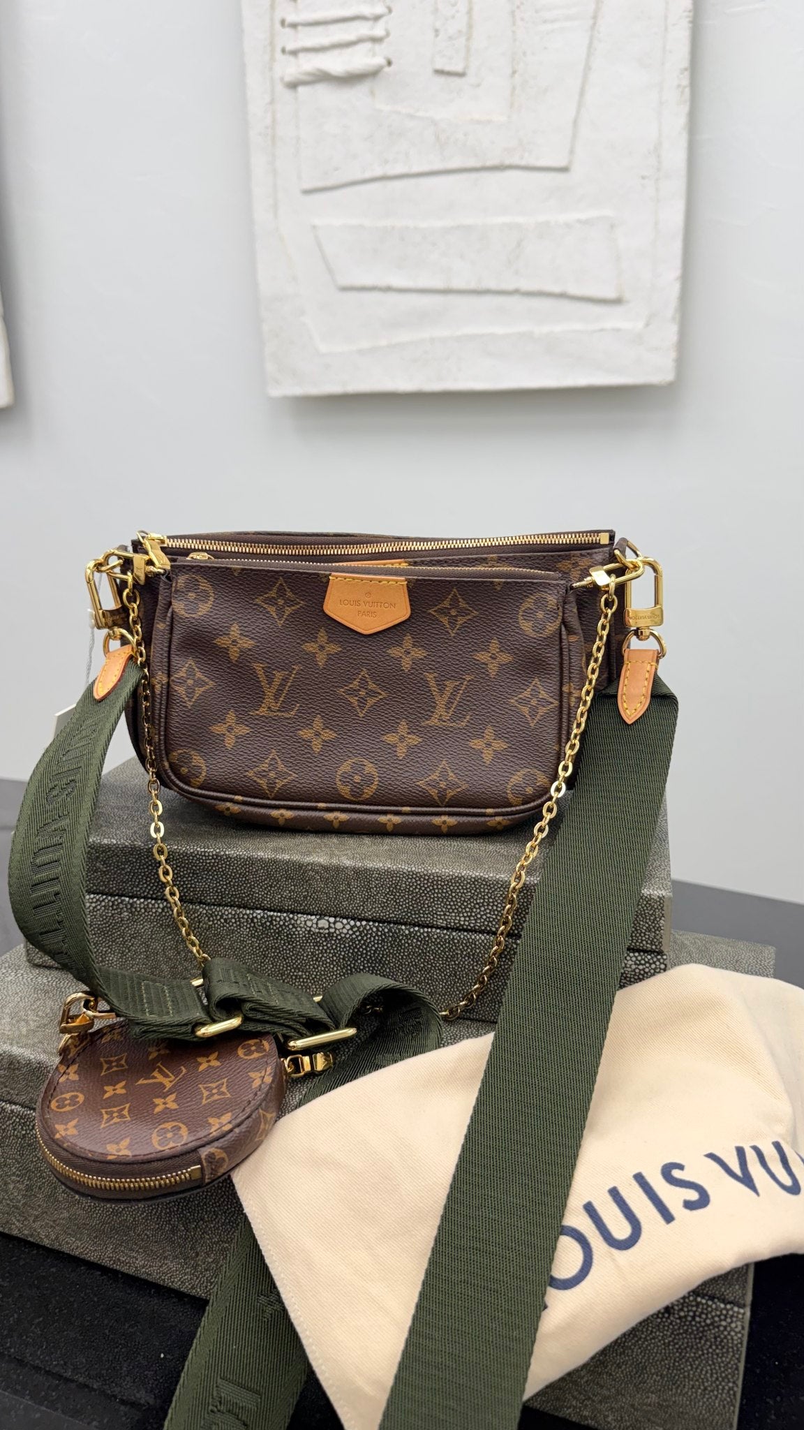 LIKE NEW - Louis Vuitton Monogram Multi Pochette Accessoires 