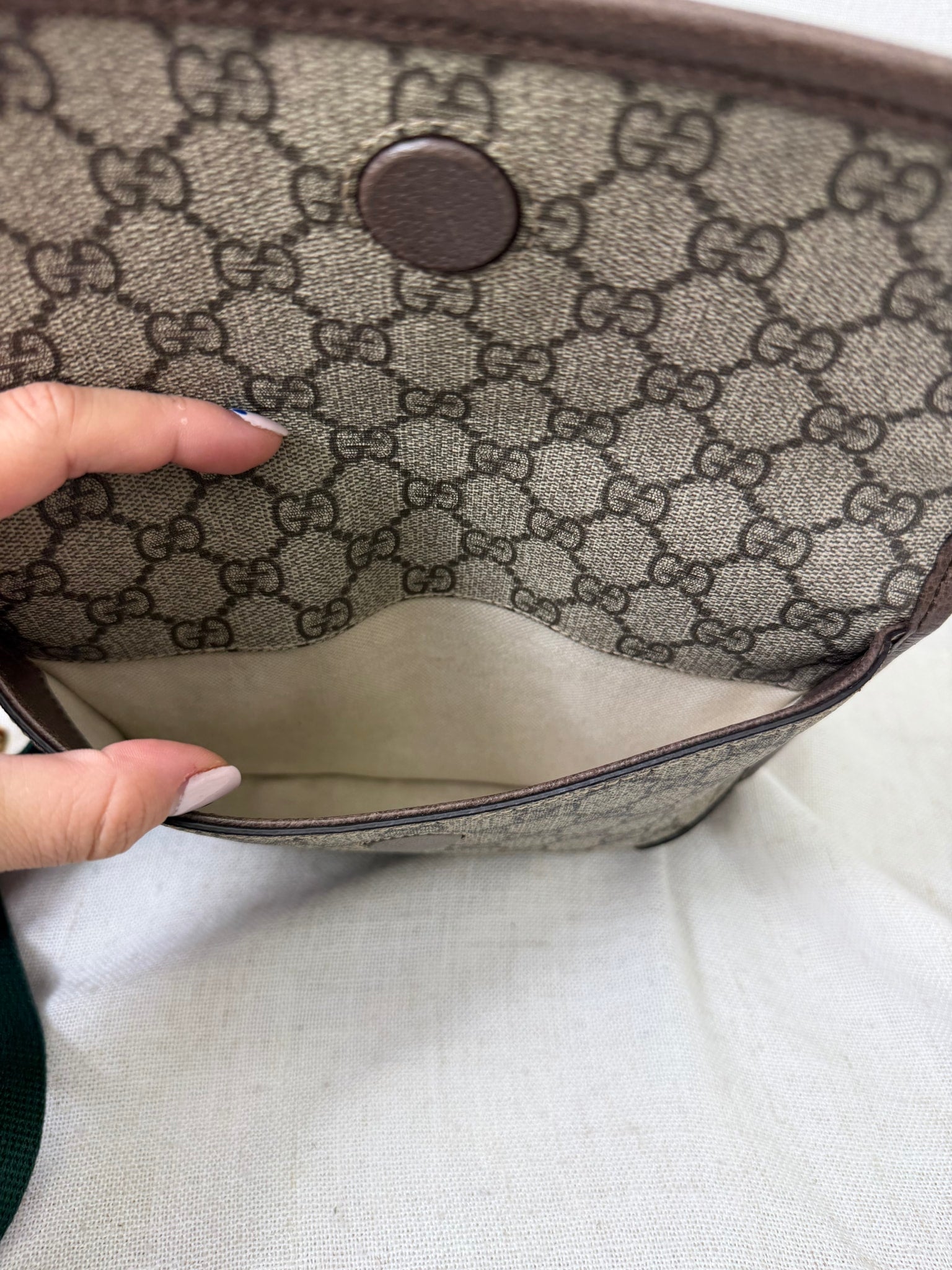 Gucci GG Supreme Neo Vintage Crossbody