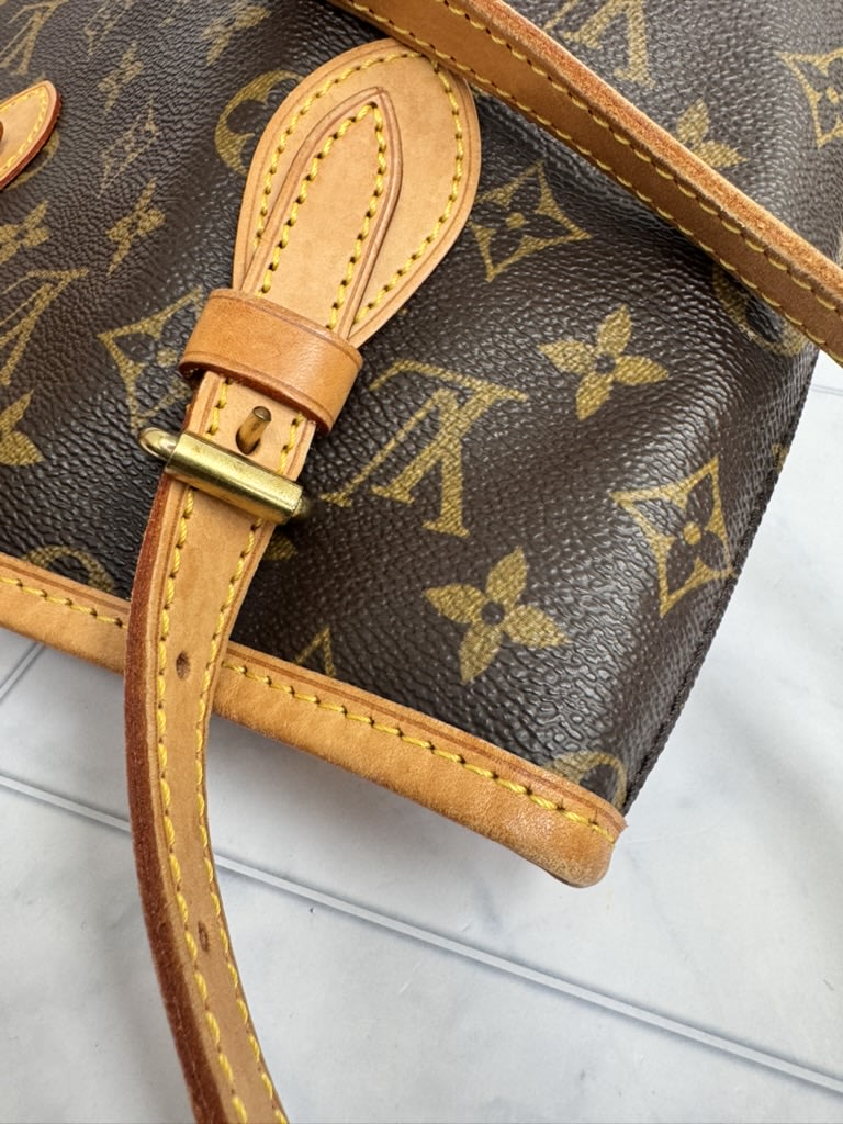 Louis Vuitton Monogram Petit Bucket 23