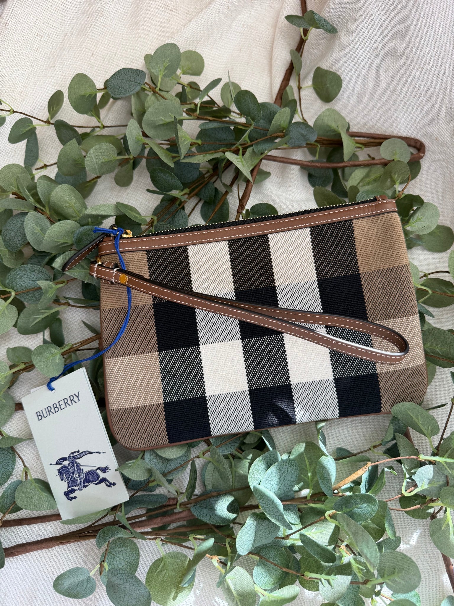 BRAND NEW - Burberry Check Canvas And Brown Leather Peyton Wristlet Pouch 