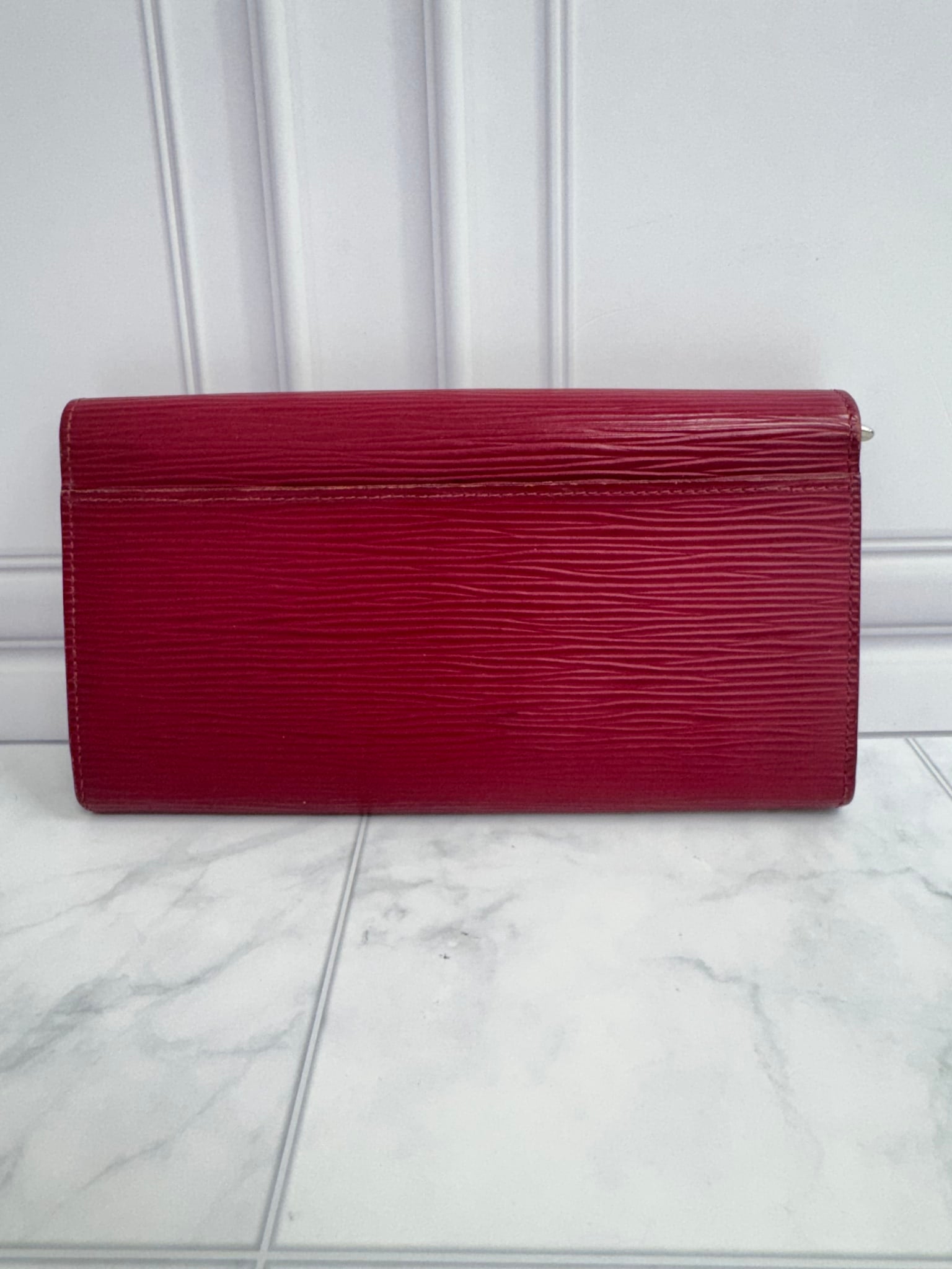 Louis Vuitton Fuchsia Epi Leather Sarah Long Wallet